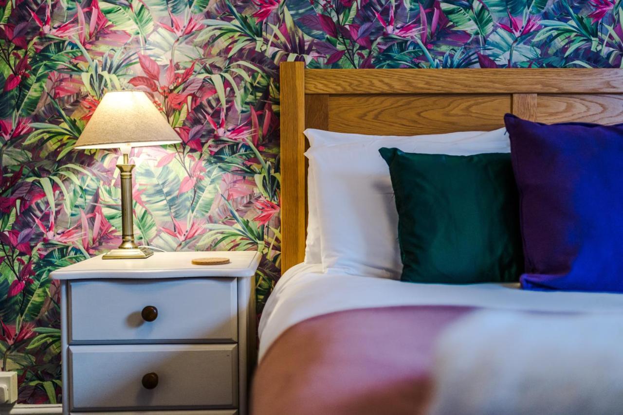 Cosy House With Garden & Parking, Sheffield Villa Екстериор снимка