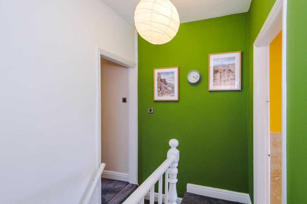 Cosy House With Garden & Parking, Sheffield Villa Екстериор снимка